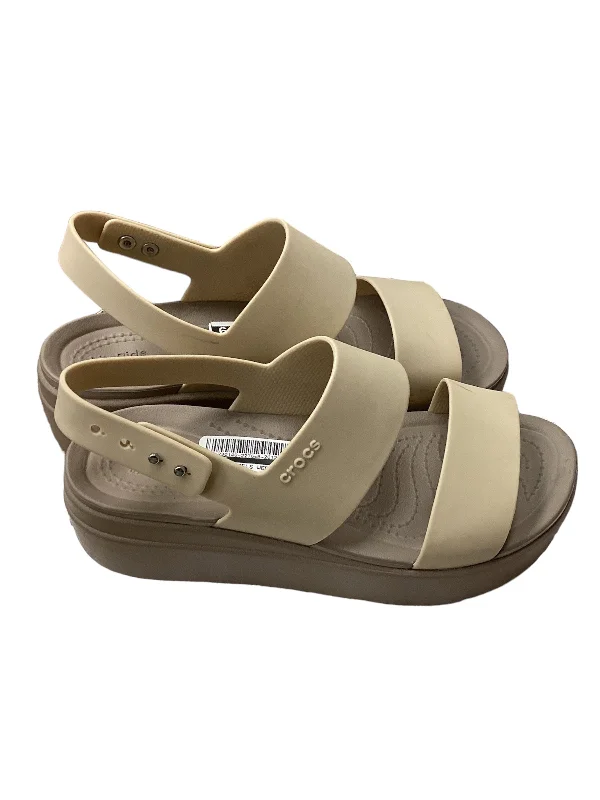 Sandals Heels Wedge By Crocs In Beige, Size: 6