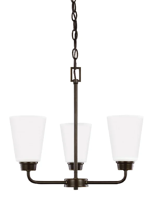 Oversized Chandeliers as a Statement Piece in Living RoomsKerrville Chandelier