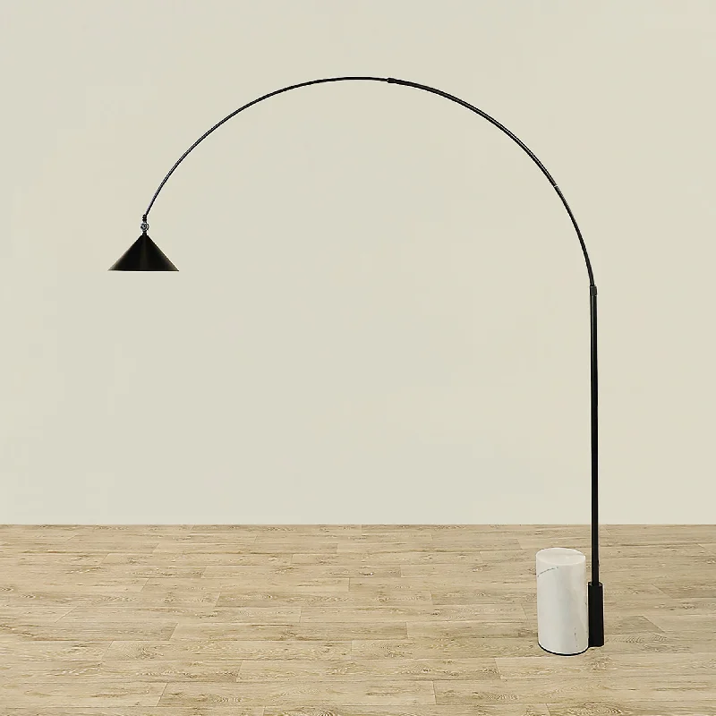 Wood Floor Lamp with Natural Grain for a Warm and Organic FeelFloor Lamp