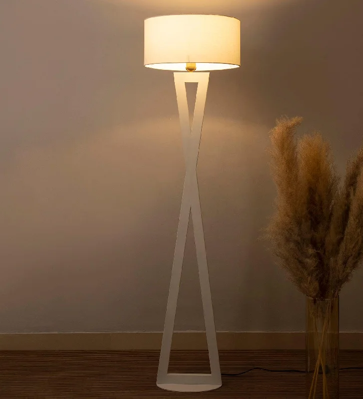 Dimmable Floor Lamp for Adjustable Lighting AmbianceHamptons White Metal Shade Club Floor Lamp with Metal Base Dimmable Floor Lamp for Adjustable Lighting AmbianceHamptons White Metal Shade Club Floor Lamp with Metal Base