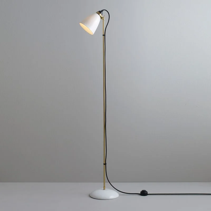 Adjustable Height Floor Lamp for Versatile Lighting NeedsOriginal BTC Hector 30 Floor Light, Black Cable Adjustable Height Floor Lamp for Versatile Lighting NeedsOriginal BTC Hector 30 Floor Light, Black Cable