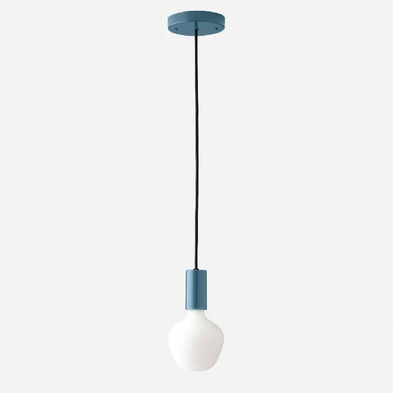 African - Inspired Ceiling Lights with Tribal Patterns and Natural MaterialsCylinder Pendant African - Inspired Ceiling Lights with Tribal Patterns and Natural MaterialsCylinder Pendant